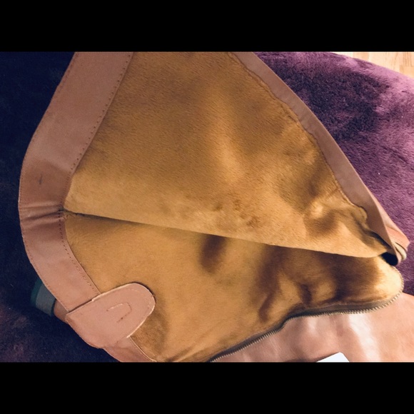 Size 8 women’s tan boots , unknown brand . New - Picture 5 of 5